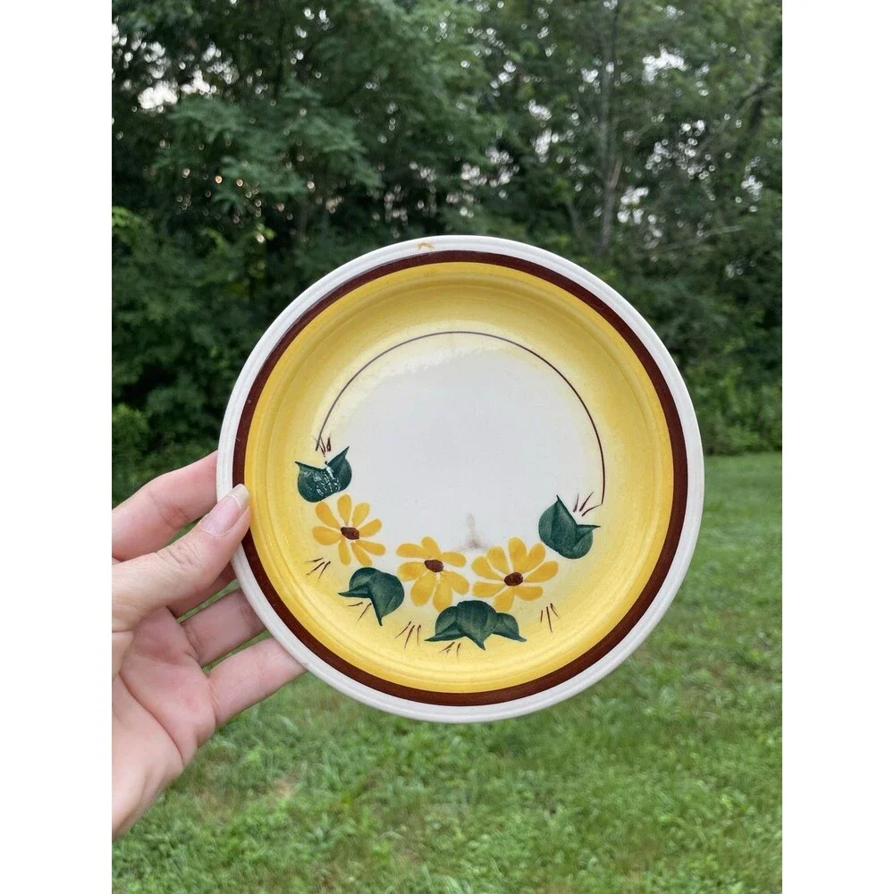 5 Vernon Kilns Brown Eyed Susan Bread Butter Plates 6.25